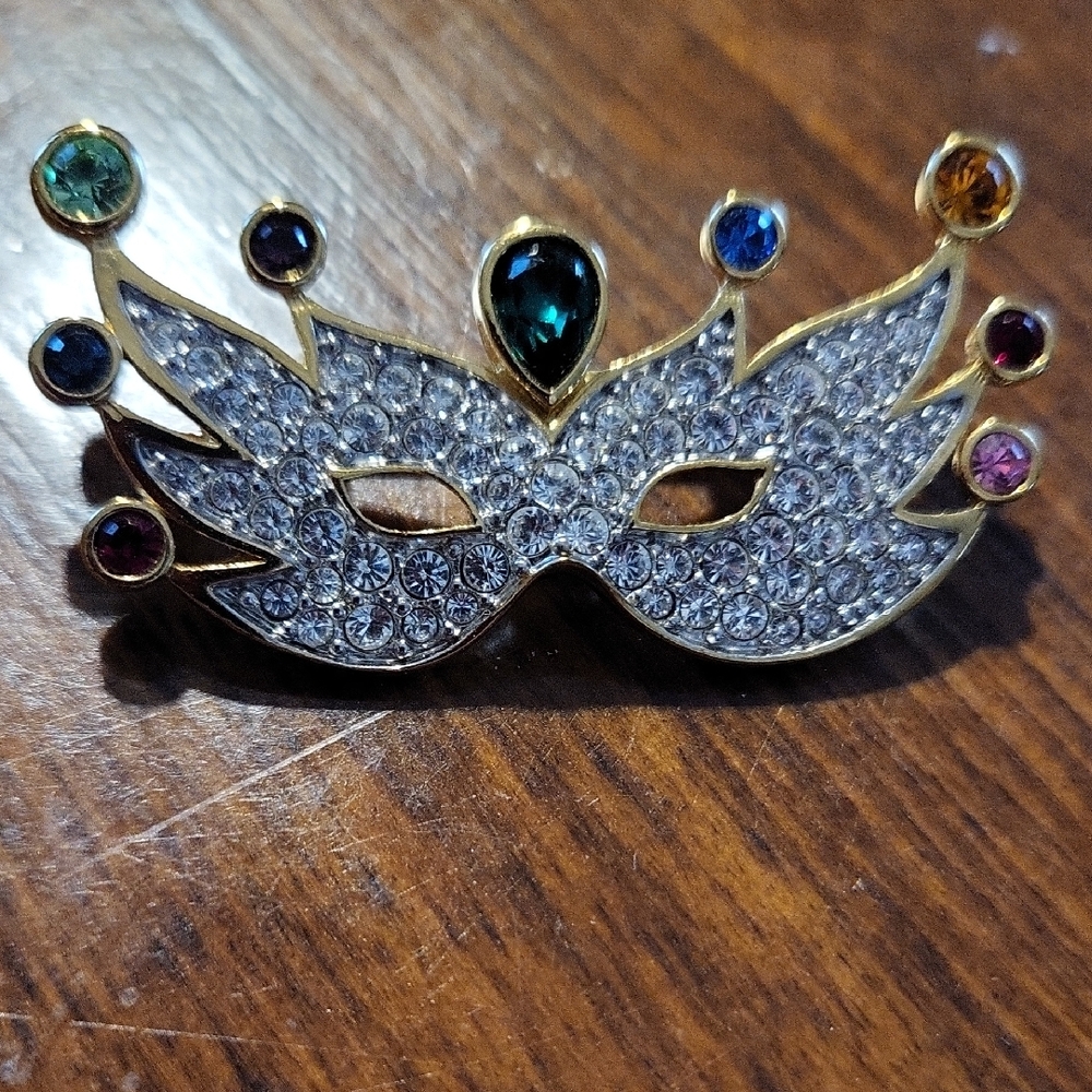 Vintage Swarovski Masquerade/mask Brooch